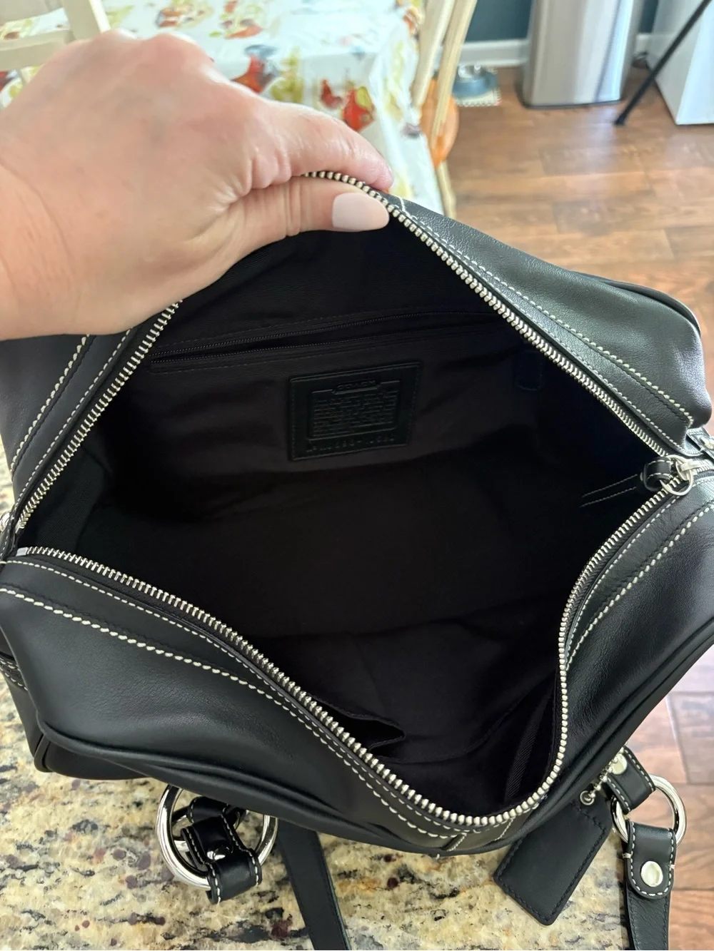 Coach SoHo shoulder bag … pristine!!! - Picture 6 of 12